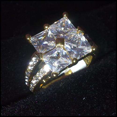 WOW!! Stunning 5.5ct Wedding ring clad in 18ct yellow gold size 8 CRAZY AUCTION!!!