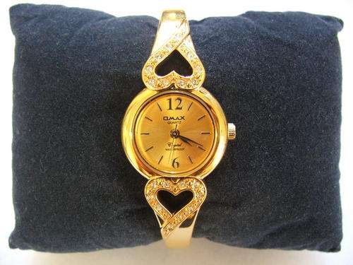 ***NEW!!!****VERY LOVELY!!!***SWISS DESIGNED OMAX GOLD BANGLE WATCH WITH GENUINE CRYSTALS!!!