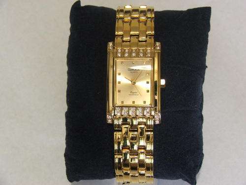****LOVELY EYE CATCHER!!!***GOLD WATCH WITH GENUINE CRYSTALS FROM THE OMAX COLLECTION!!!