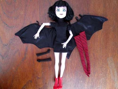 Hotel Transylvania doll : Mavis