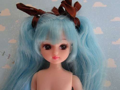 Licca chan doll ( light blue hair ) RARE