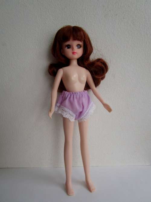Licca chan doll ( brown hair)