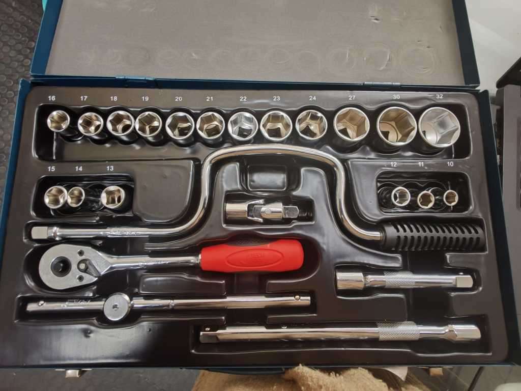 JETECH SK1/2-24 S 1/2` DR 24 PIECE METRIC SOCKET SET IN METAL CASE