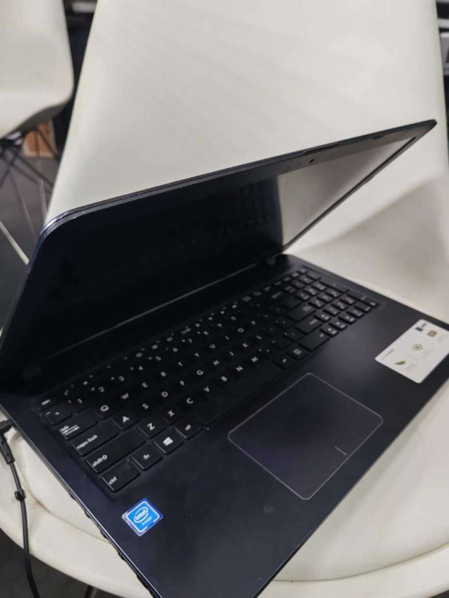 Asus VivoBook , 11.6" Dark Blue Laptop - Intel Celeron N3350, 4GB RAM, 1.10GHz , Windows 10 Home