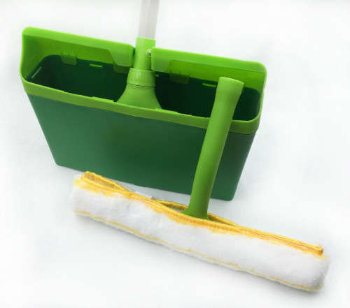 LIVINGSTON GLASS WINDOW CLEANER SHOWER ALL SURFACES NOTHING DROPS HOUSE