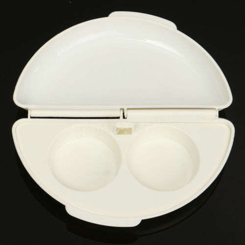 MICROWAVE EGG AND OMELET COOKER