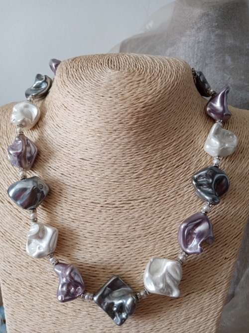 Shell pearls
