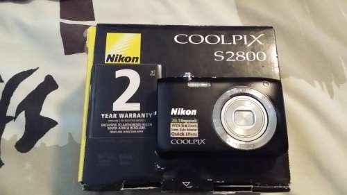 Nikon coolpix S2800 digital camera