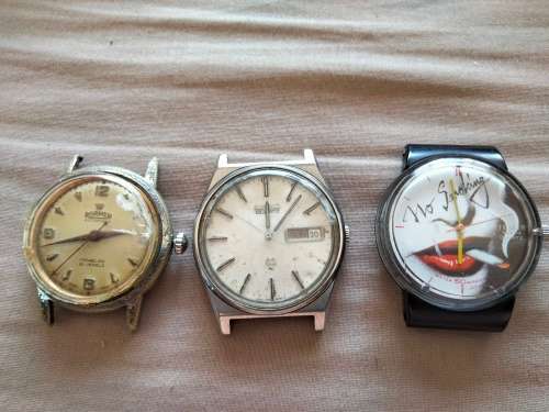 Lot of watches not working