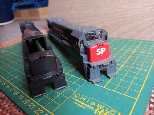 HO Scale 1/87 GE Locomotive shells/bodies partrs