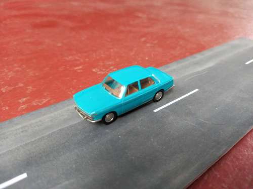 BREKINA BMW 1500-2000 Sedan HO Scale - 1/87
