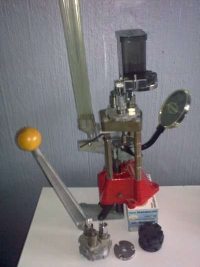 Lee PRo 1000 reloading set with extras