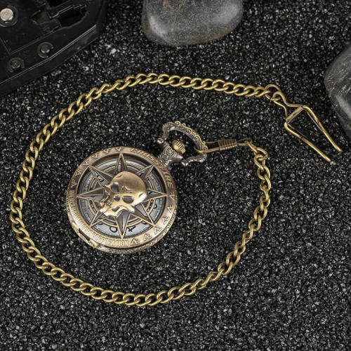 Gothic Rock Skull Rebellious Pocket Watch
