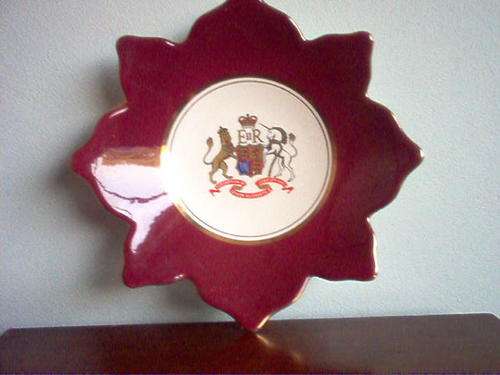 WADE COMMEMORATION PLATE QUEEN ELIZABETH CORONATION 1953