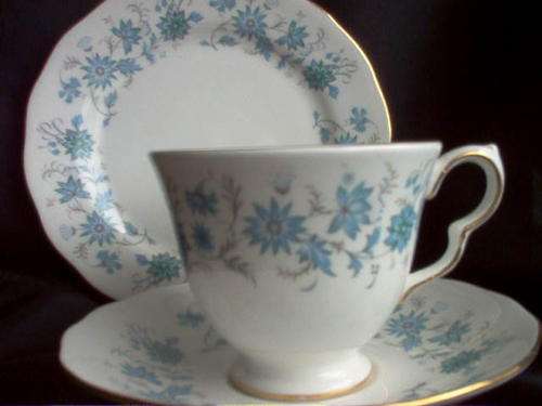 BONE CHINA COLCLOUGH TRIO