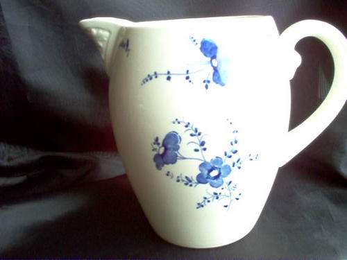 A COPELAND SPODE WATER JUG