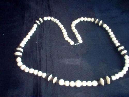 IVORY AND EBONY NECKLACE