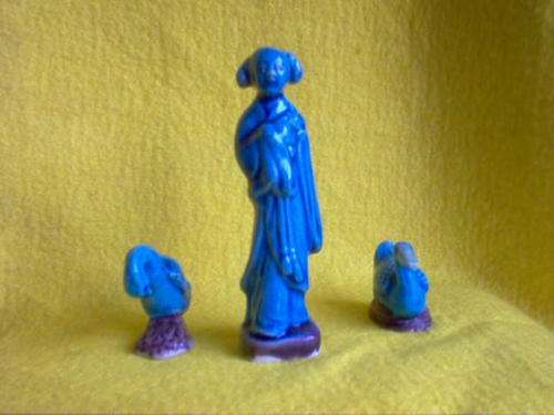 CHINESE LADY WITH TWO GEESE