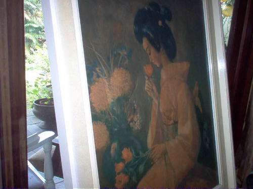 FRAMED GEISHA GIRL WITH ROSE