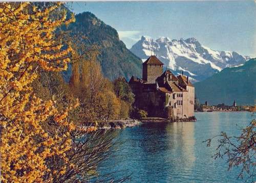 POSTCARD Chateaux de Chillon Montreux
