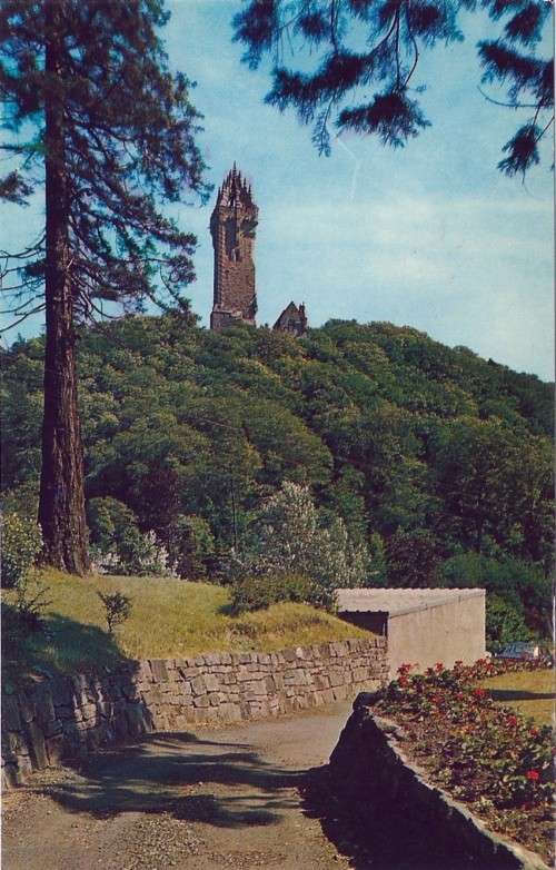 POSTCARD - The Wallace Monument, Sterling