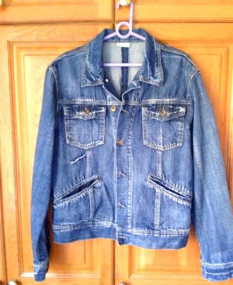 Unisex Denim Jacket.