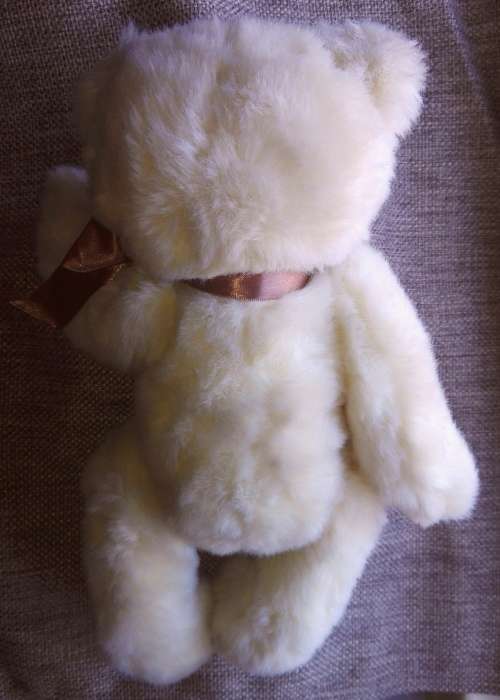 Becky the Bear!  A Plush, Beautiful Jointed Bear.  35cm.