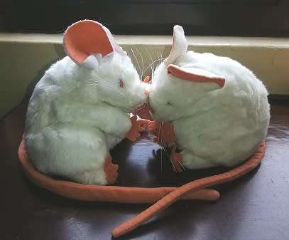 2x White Mice Folkmanis Hand Puppets. Beautiful Crafted Critter Puppets!