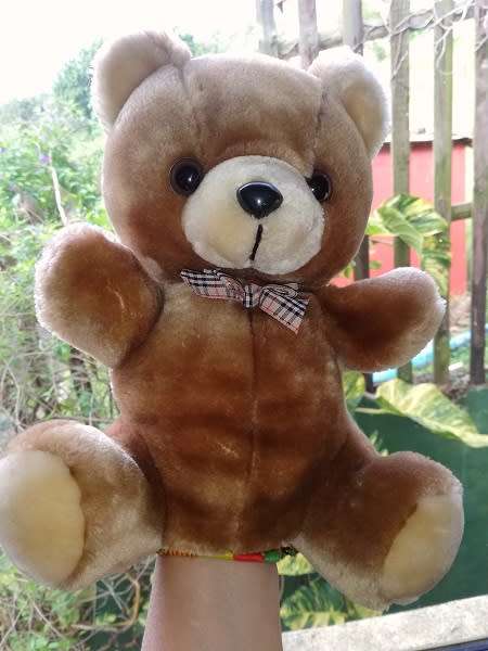 Beautiful plush Hand Puppet Teddy Bear!  28cm.