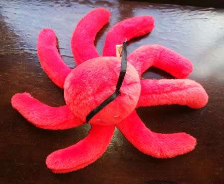 Red the cuddly Octopus!  A large Heunec, plush soft toy!  30cm.