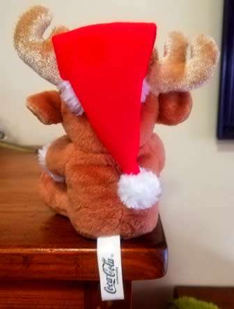 Collectable RARE Coca-Cola Reindeer with Coke hat and green Gift. 15cm.