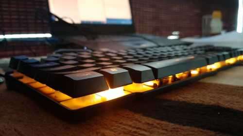K600- BACKLIT KEYBOARD #SPECIALIMPORT, 104 KEY HIGH QUALITY FOR GAMING OR HOME OFFICE !!