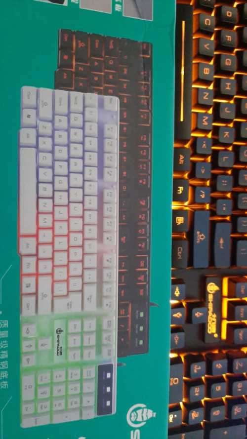 K600- BACKLIT KEYBOARD #SPECIALIMPORT, 104 KEY HIGH QUALITY FOR GAMING OR HOME OFFICE !!