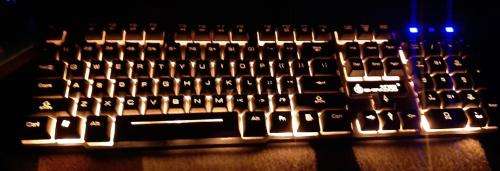 K600- BACKLIT KEYBOARD #SPECIALIMPORT, 104 KEY HIGH QUALITY FOR GAMING OR HOME OFFICE !!