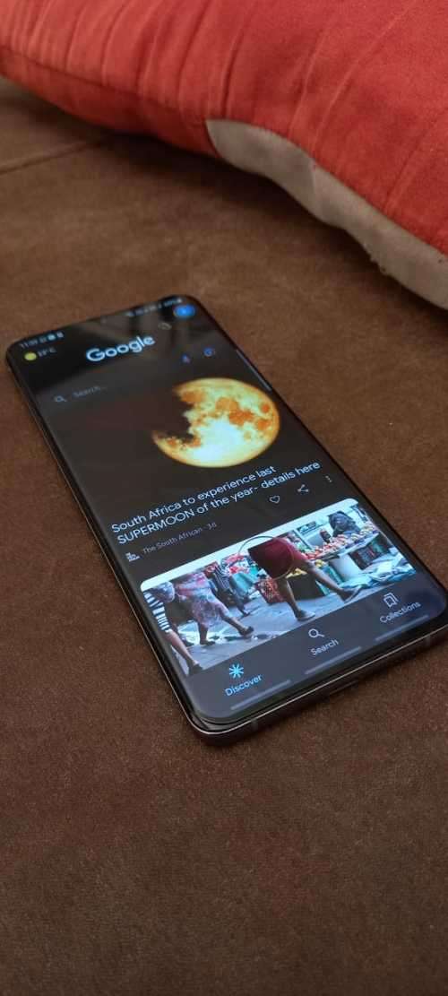 Samsung s20 plus Dual Sim Excellent condition