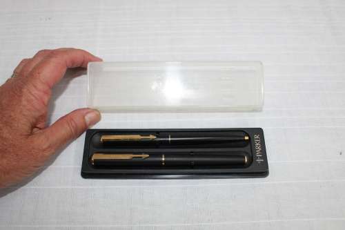Parker Set - Fountain pen and ballpoint - never been used. Low price reason below....