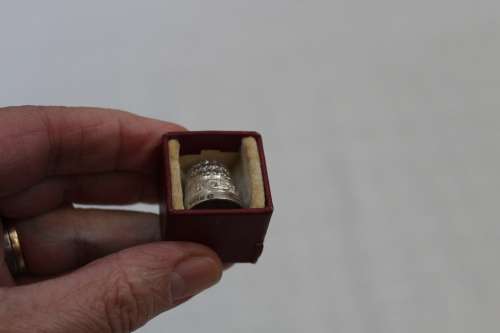 Sterling Silver thimble - Coronation 1953 - as new!