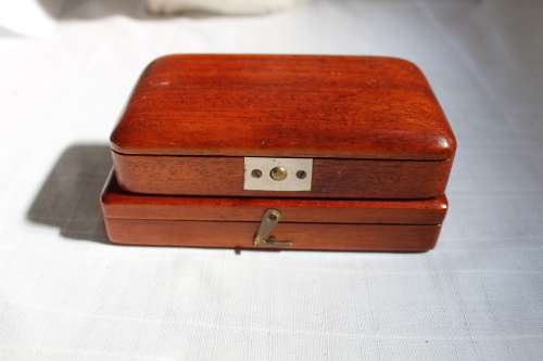 Vintage scales (diamond scales?) both excellent - reason for low price below.....