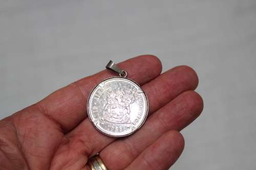 Silver R1 Johannesburg 1986 - in Sterling surrounds