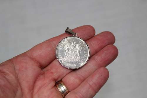 Silver R1 Johannesburg 1986 - in Sterling surrounds