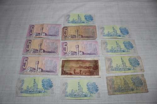 Old notes.....take all for R 95