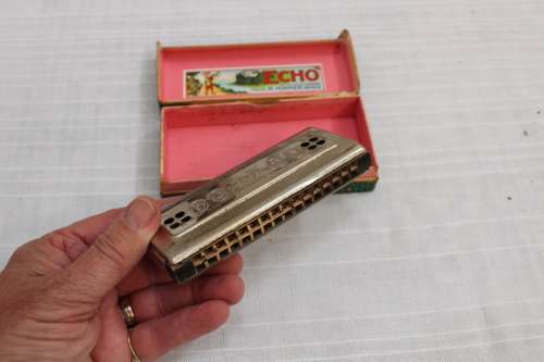 Hohner `Echo` Harp harmonica - excellent! Absolute bargain!