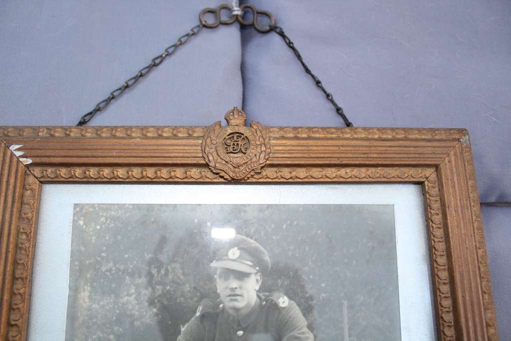 WW1 Royal Engineers picture frame  - a wonderful find! see below.....