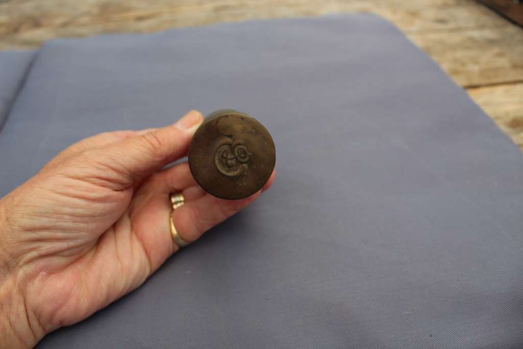 Razor and Shaving collectors!! Amazing Colgate tin.......