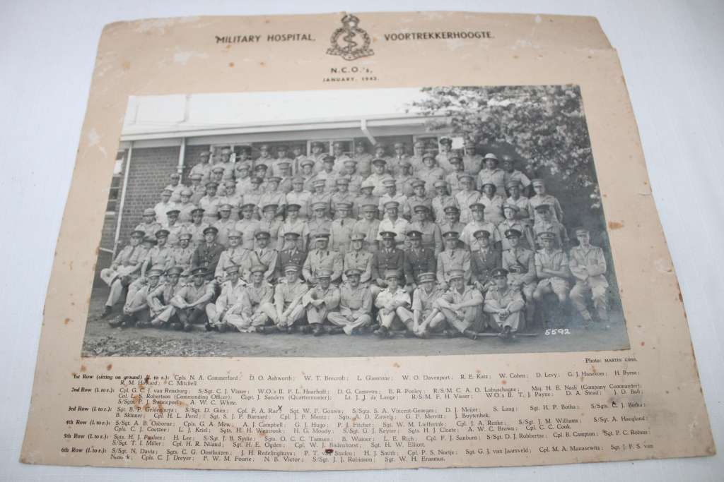 WW2 Medical badge and medal collectors!!