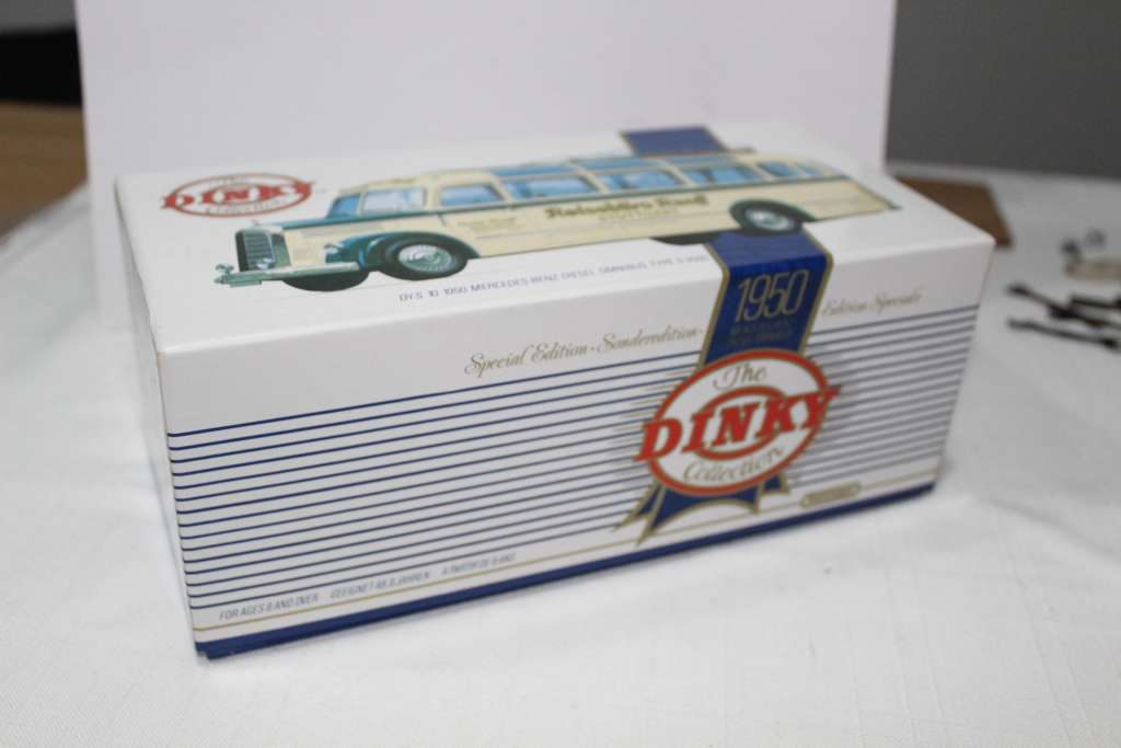 Dinky Collection - Mercedes Diesel Omnibus 1950 - unbelievable!!