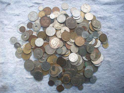Minimum of 300 coins!! Completely mixed....R 250 for the lot!