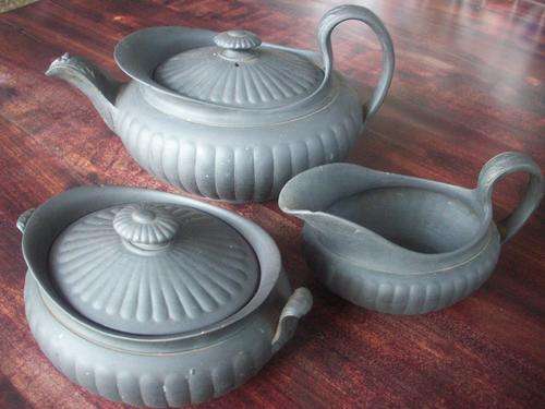 Wedgwood Black....a rare set! see below....