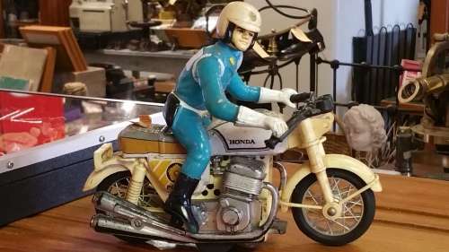 TIN & PLASTIC POLICE ON MOTORBIKE FRICTION TOY MADE IN JAPAN 20 CM LONG X 18 CM HIGH