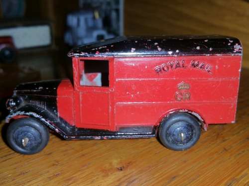 DINKY TOYS 34b ROYAL MAIL VAN - PREWAR - NO BOX